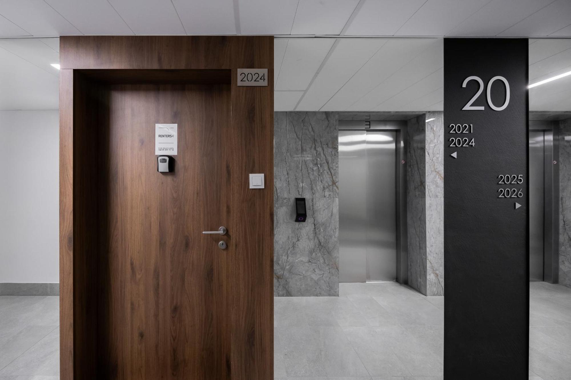 Exceptional Business Apartments By Noclegi Renters Warsaw Exterior photo